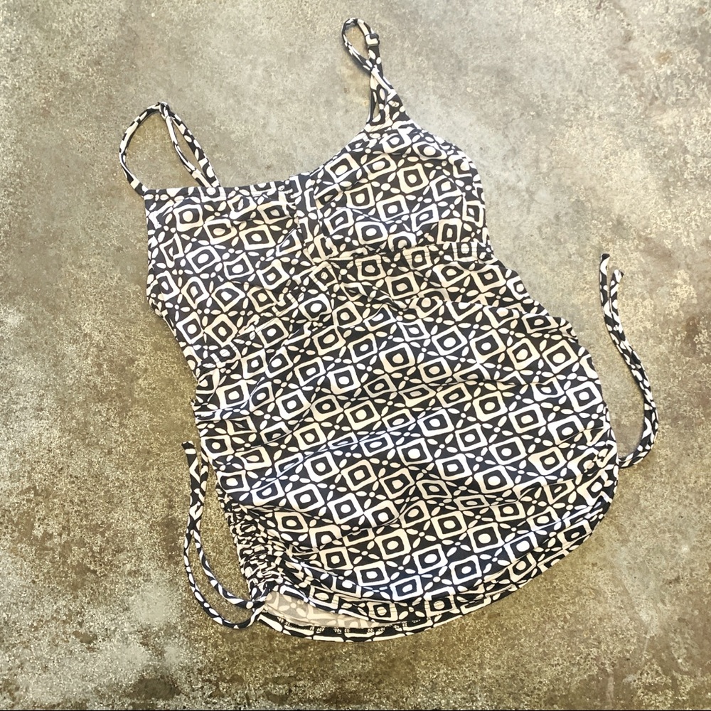 A Pea in the Pod, Small, maternity tankini top